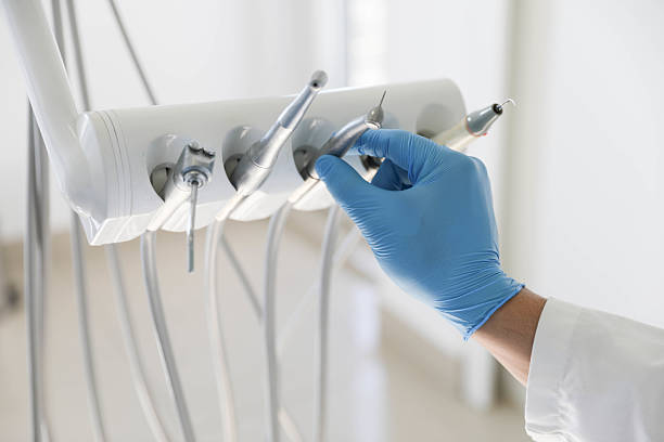 Professional Emergency Dentist technician working in Searcy, AR
